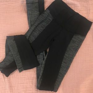 lululemon yoga pants - gray and black